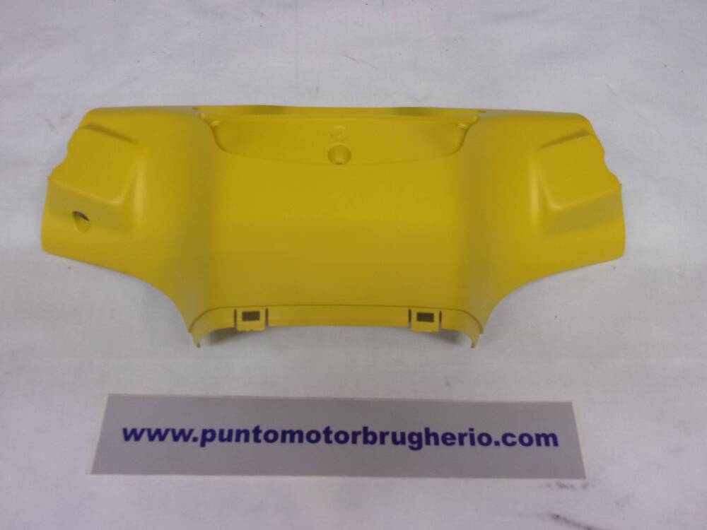 COPRIMANUBRIO SUPERIORE VESPA SPRINT (2)