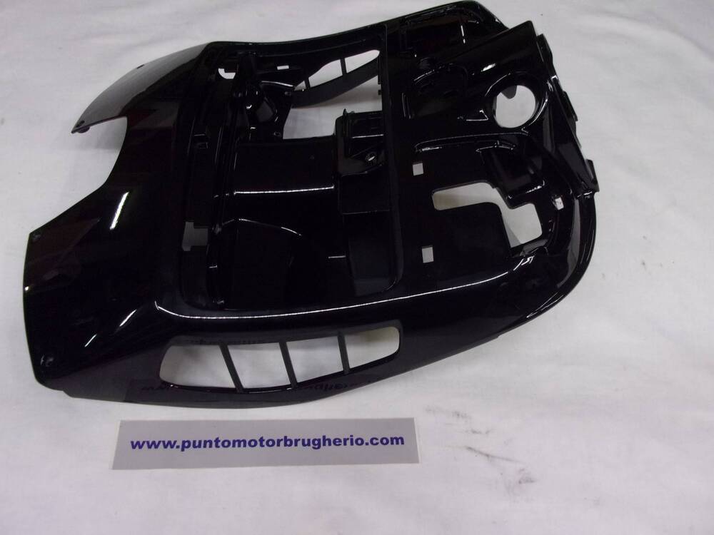 SCUDO INTERNO VESPA GTS (2)