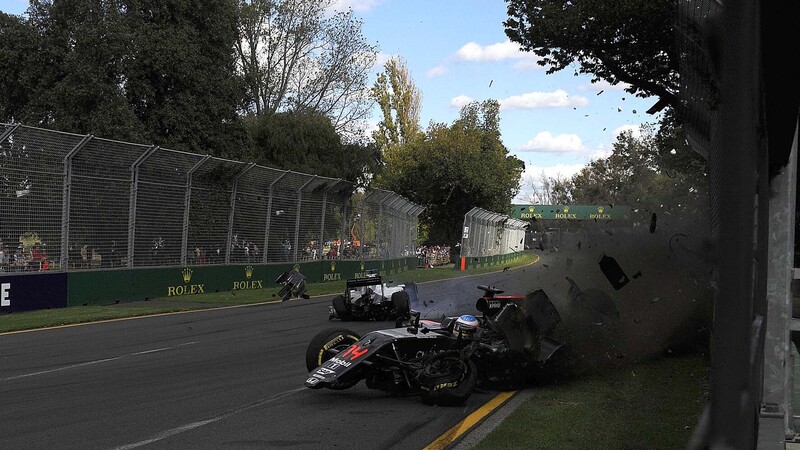 Formula 1, Gp Australia 2016, spaventoso incidente per Alonso 