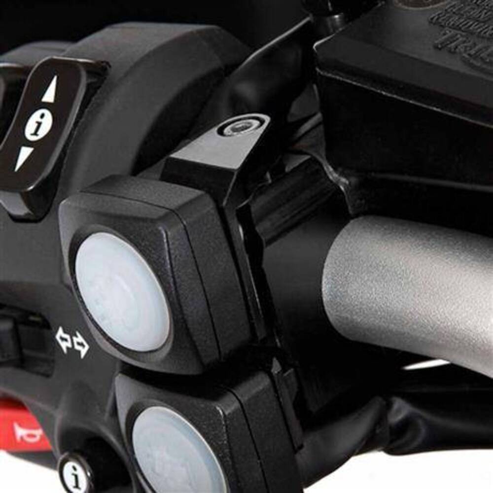 Triumph Tiger kit Supporto Comandi (2)