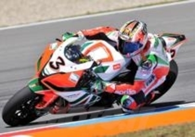 SBK. A Phillip Island Biaggi è il più veloce