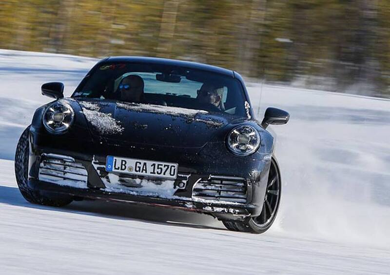 Porsche 911 992, la sportiva spremuta nei test