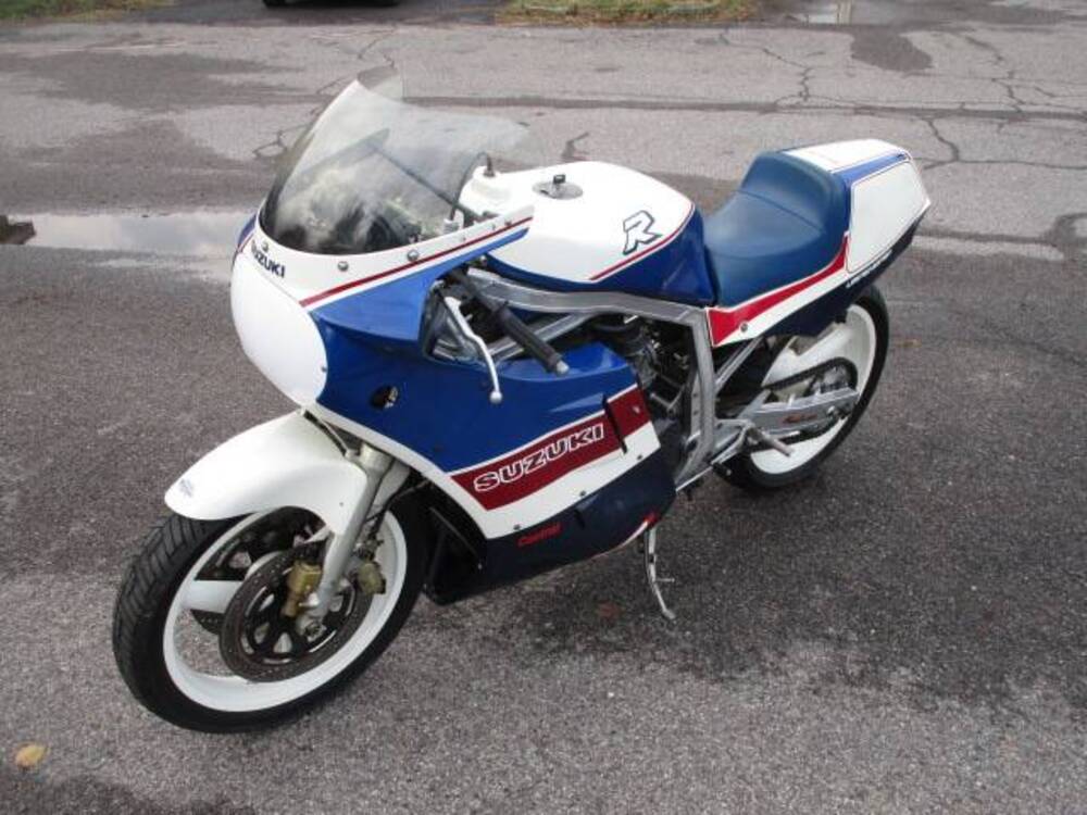 Suzuki GSX R 750 (1985 - 87) (3)
