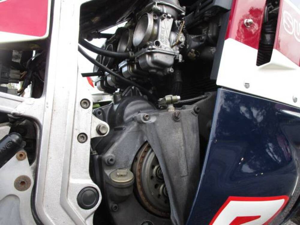 Suzuki GSX R 750 (1985 - 87) (10)