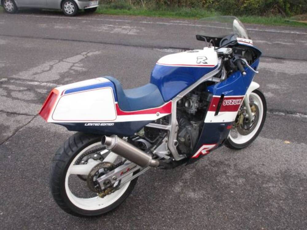 Suzuki GSX R 750 LIMITED EDITION (5)