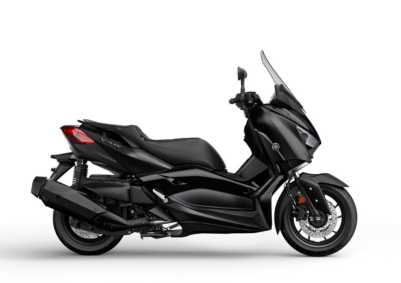 Yamaha X-Max 400 X-Max 400 Iron Max (2019 - 20) (2)