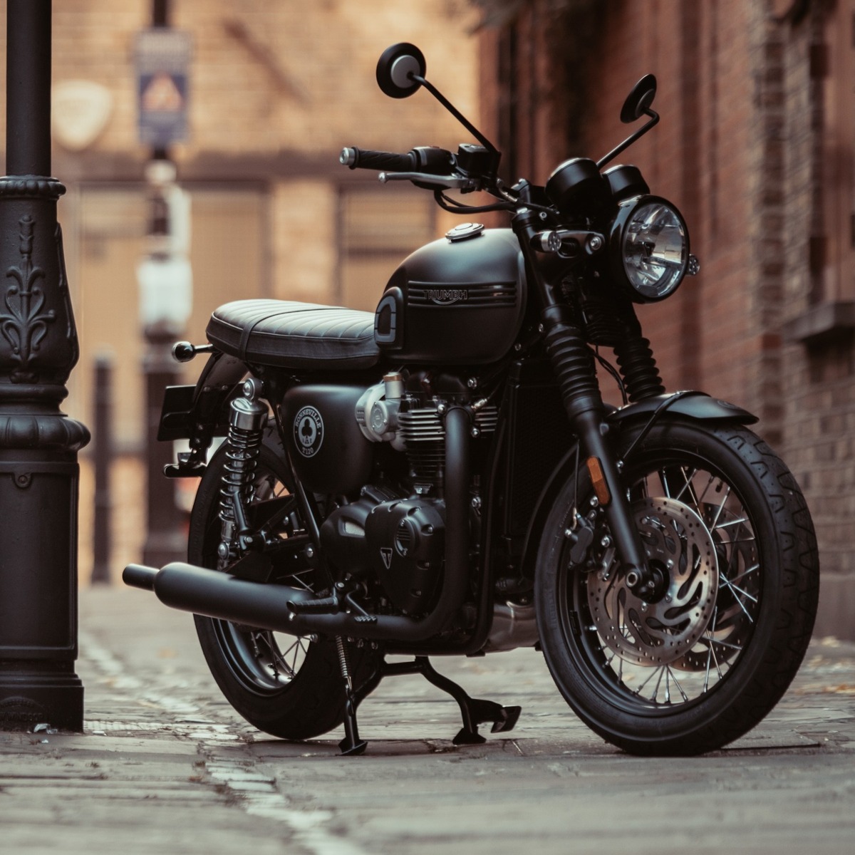 Triumph Bonneville T120 Ace (2019)