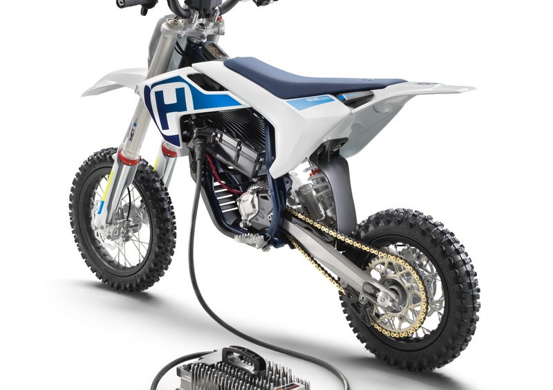 Husqvarna EE 5 EE 5 (2020) (10)