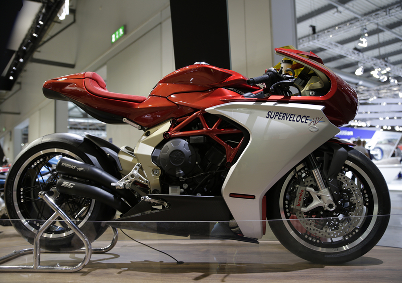 EICMA 2018: MV Agusta Superveloce 800, foto e dati