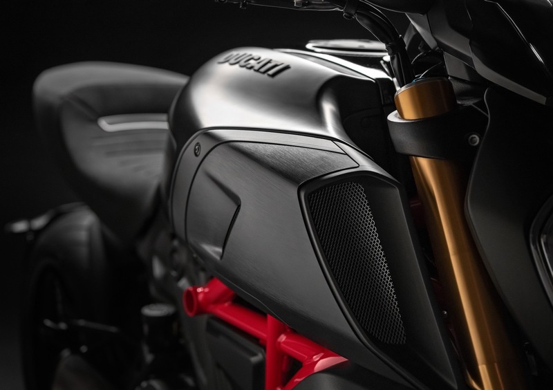 Ducati Diavel 1260 Diavel 1260 (2019 - 20) (35)