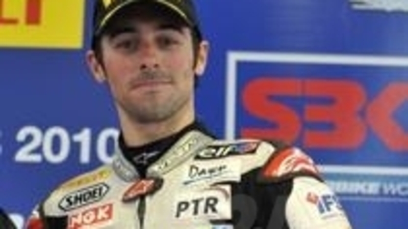 Eugene Laverty nel team Yamaha Superbike 2011