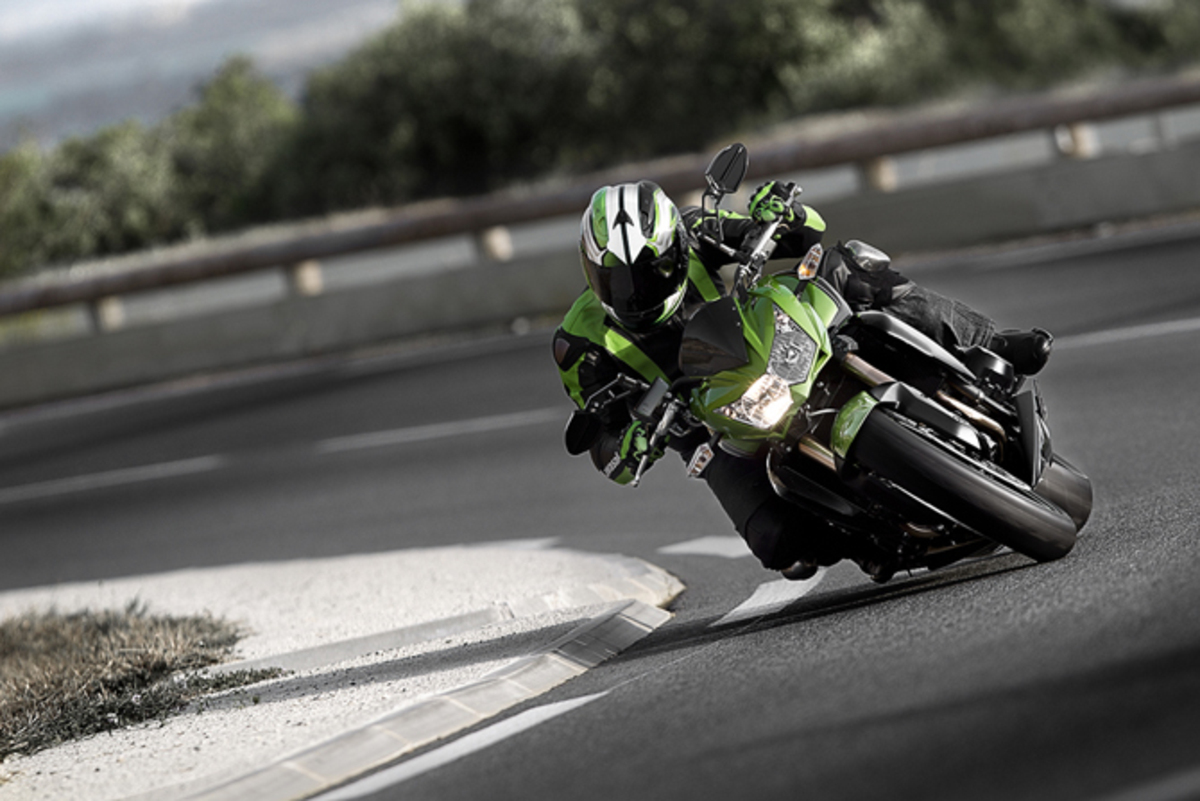 Kawasaki Z750R. Fenomeno latino - News - Moto.it