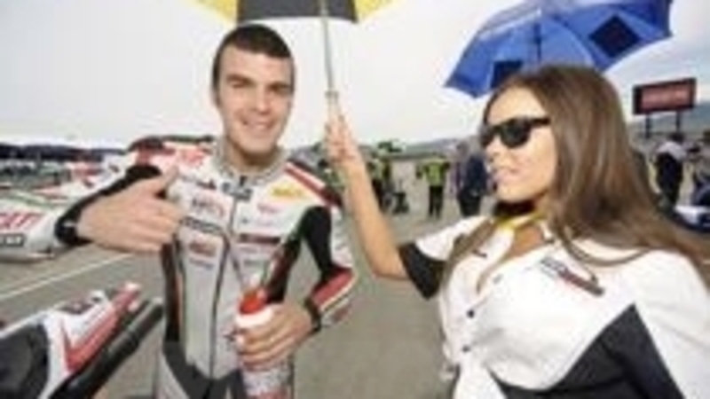 Nel 2011 Scassa in Supersport con il team BE1 Triumph