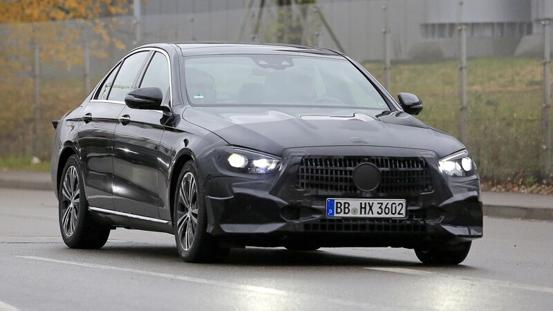 Mercedes-Benz Classe E, restyling in arrivo [Foto spia]