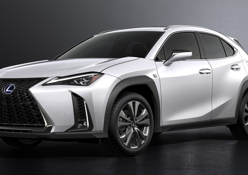 Lexus UX (2018-->>) (8)