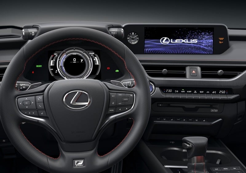 Lexus UX (2018-->>) (11)