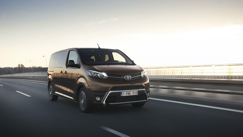 Toyota Proace Verso: nuovo motore diesel 1.5 L da 120 CV