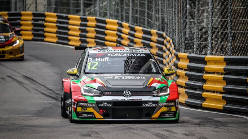 WTCR 2018, Macao: pole per Huff