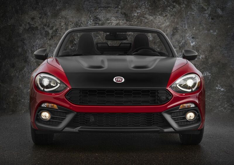 Fiat 124 Spider Elaborazione Abarth, lo Scorpione va negli USA