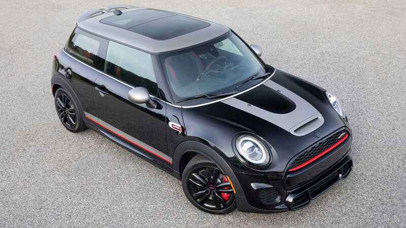 MINI John Cooper Works, arriva la Knights Edition (e non solo)