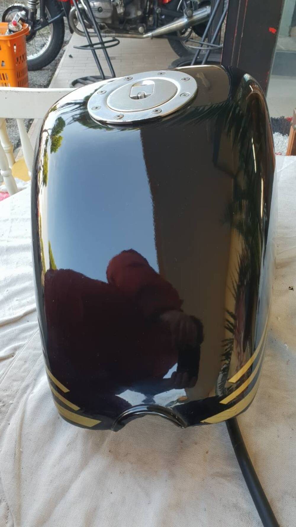 Serbatoio nero Harley-Davidson Sportster 883 (7)