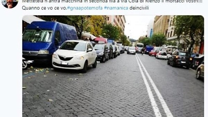 Alessandro Gassman critica via social i parcheggiatori in doppia fila di Roma