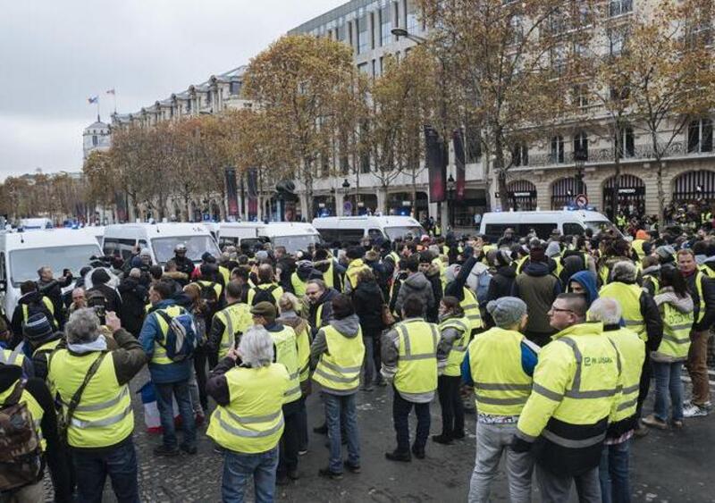 Gilet gialli: la protesta arriva in Italia. Verso manifestazione nazionale