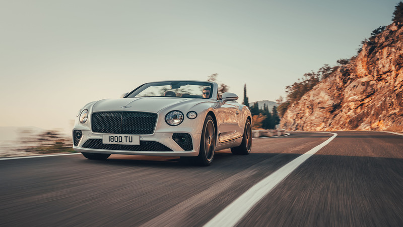 Bentley Continental GT Convertible, 2+2 da 635 CV