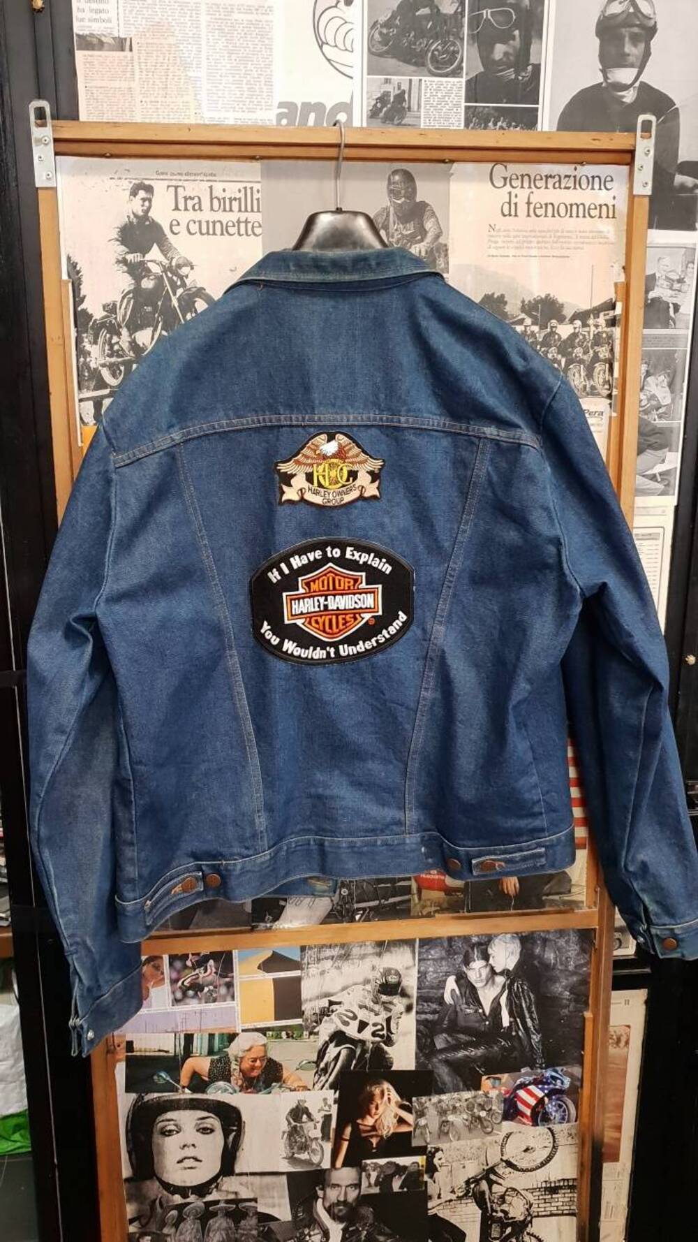 Giacca in jeans Wrangler con patch Harley-Davidson (2)