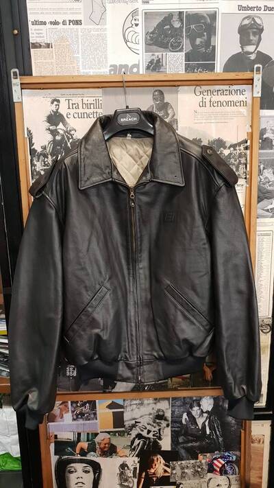 Bomber in pelle nero Esercito Italiano Tg 48/50
