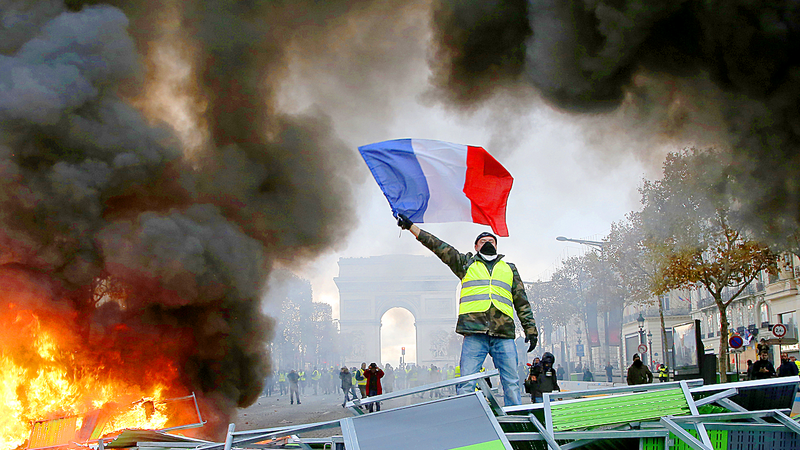 Gilet gialli: la protesta arriva in Italia. Verso manifestazione nazionale