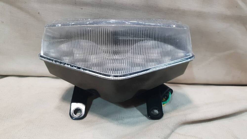 Fanale posteriore Triumph Speed Triple 1050 (2)