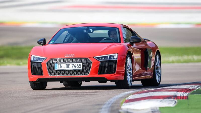 Audi Sport, in pista a Imola con RS3, RS6, RS7 e R8 [Video]