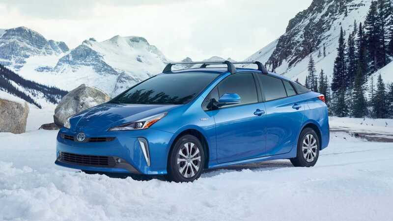 Toyota Prius, trazione integrale al Salone di Los Angeles