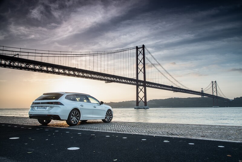 La nuova Peugeot 508 SW