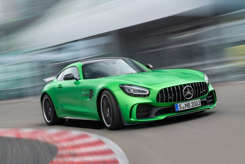 Mercedes-AMG GT: restyling per tutta la gamma al Salone di Los Angeles