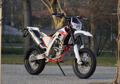 AJP PR4 240 Enduro (2017 - 18)