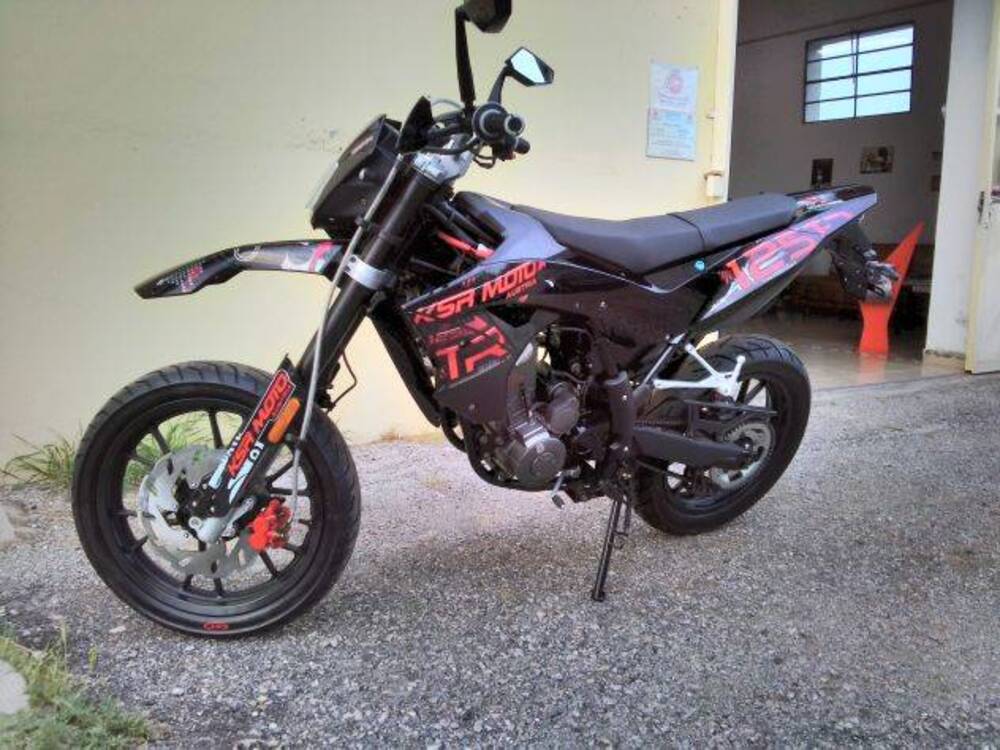 KSR Moto TR 125 SM EFI (2017 - 18) (3)