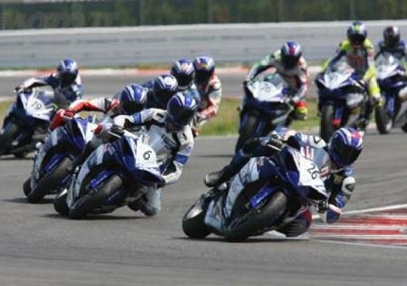 Yamaha R series CUP con il CIV anche per il 2011