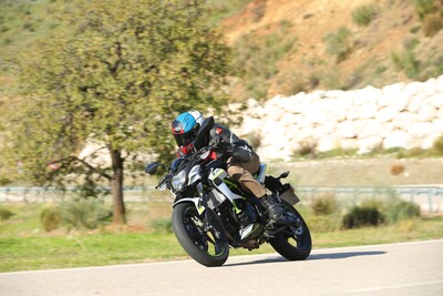 Kawasaki Z125 m.y. 2019, il test della naked in verde