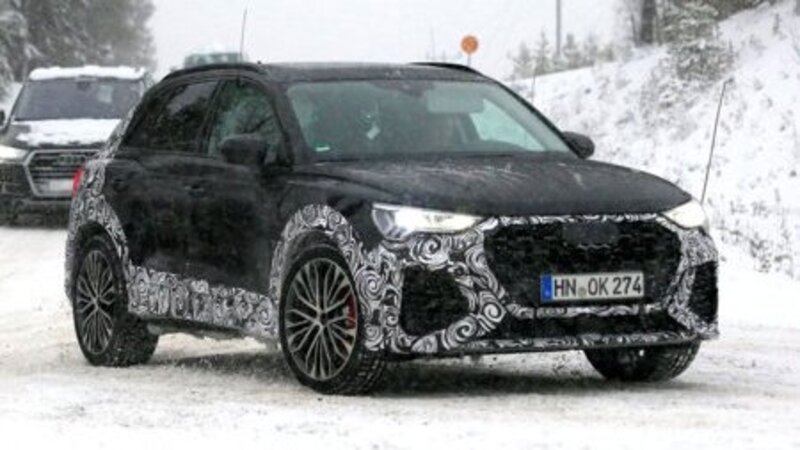 Audi RS Q3, ecco le foto spia del SUV