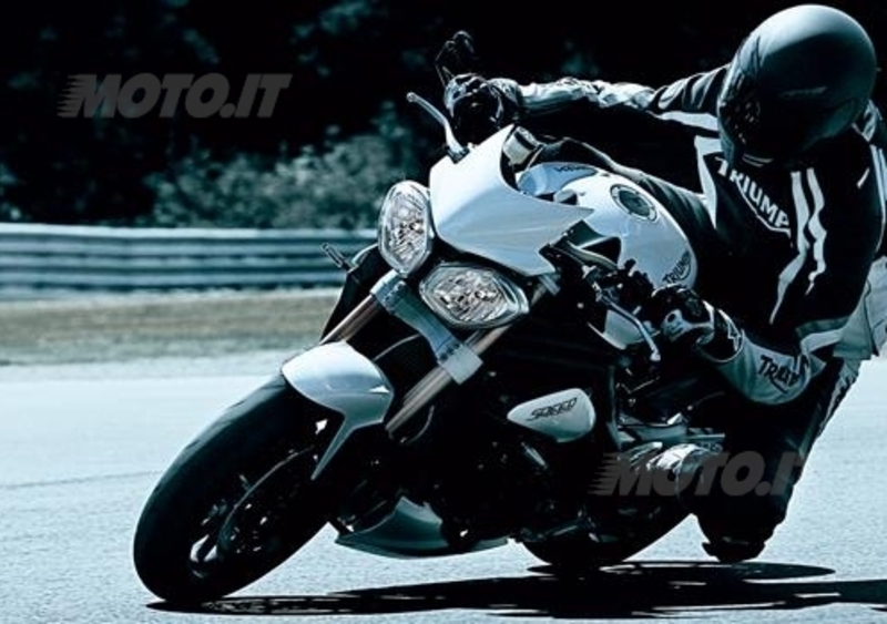 Test: Triumph Speed Triple 1050 2011