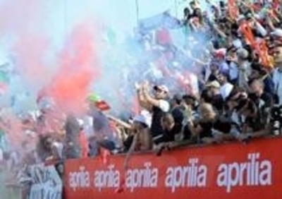 La città di Noale festeggia Aprilia e Biaggi campioni del mondo SBK