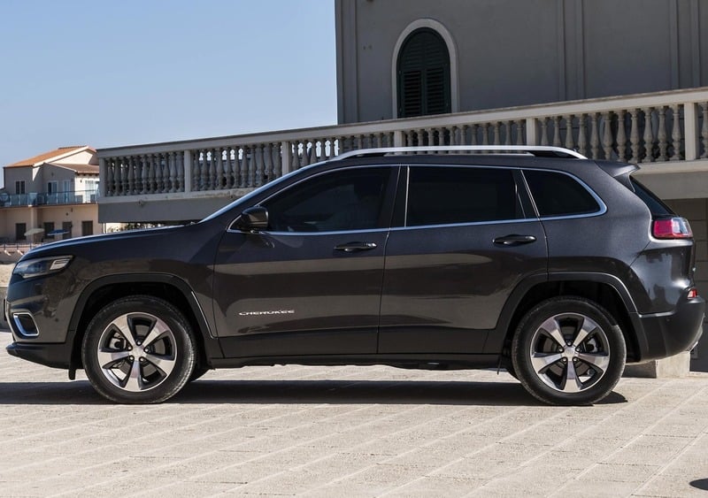 Jeep Cherokee (2018-21) (2)