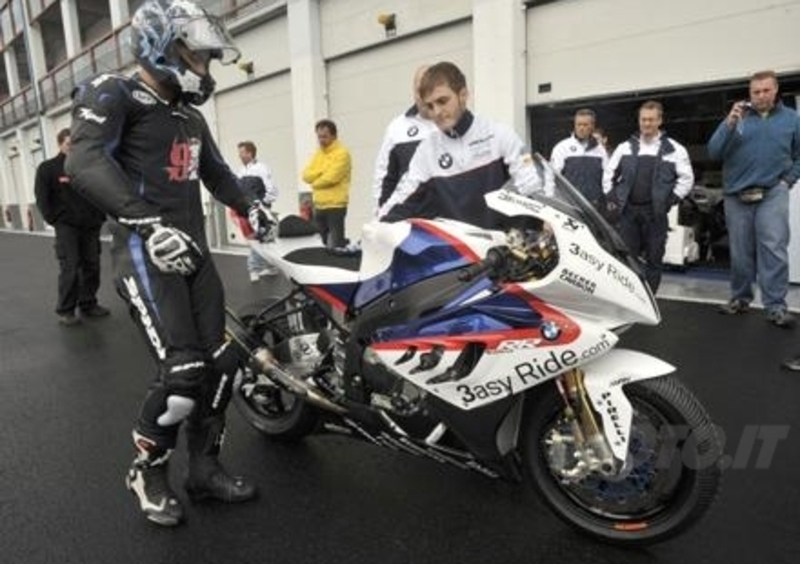 Superbike. I team e i piloti del 2011