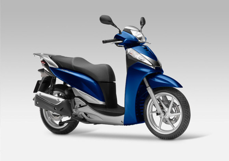 Al Salone di Milano EICMA Honda presenta l&#039;SH300i 2011