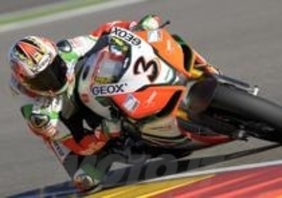 Biaggi chiude con il botto i test di Aragon