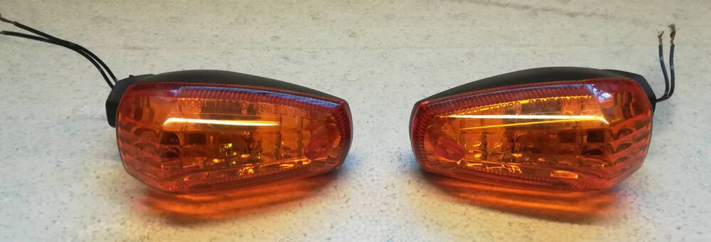 Suzuki GSX-R frecce originali indicatori direzione (4)