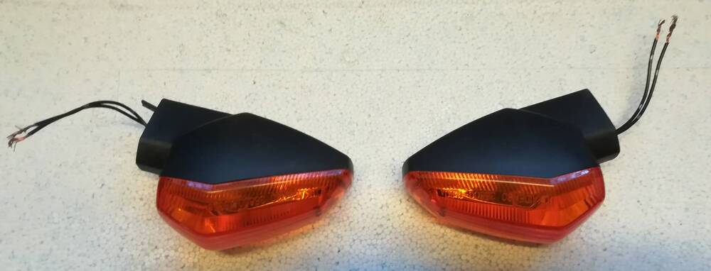 Suzuki GSX-R frecce originali indicatori direzione (5)