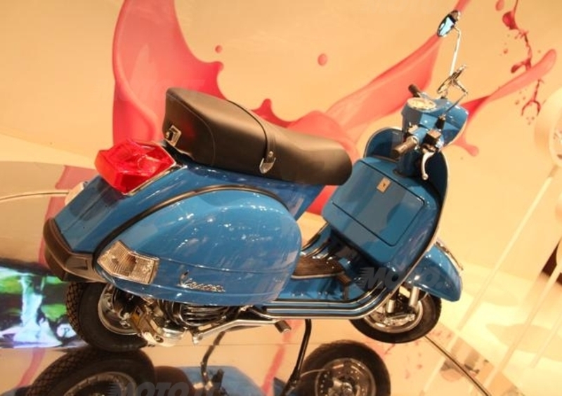 Grandi ritorni: all&#039;EICMA la Vespa PX